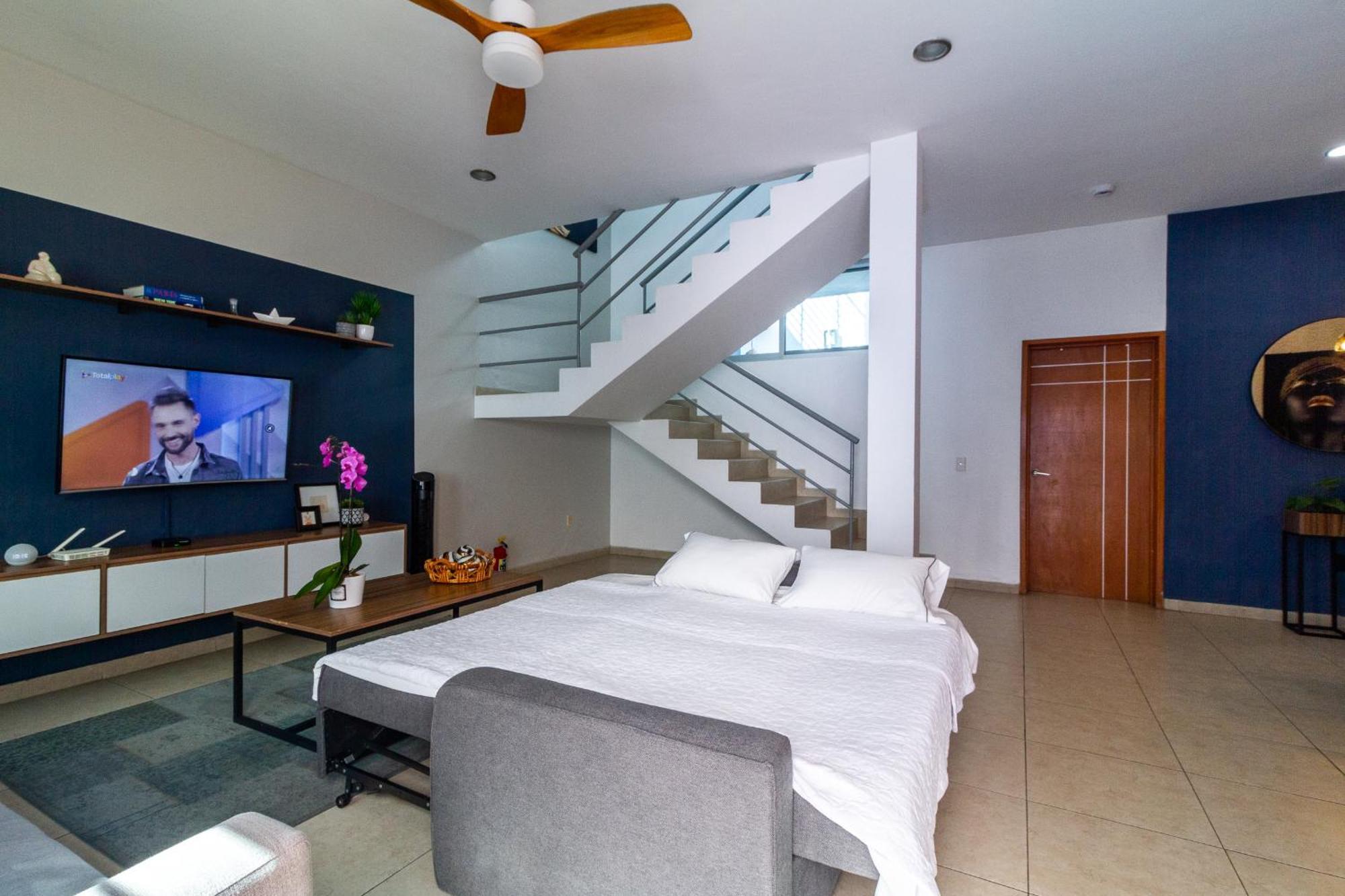 Casa Azul Turquesa Excelente Ubicacion Facturamos Villa Guadalajara Exterior photo