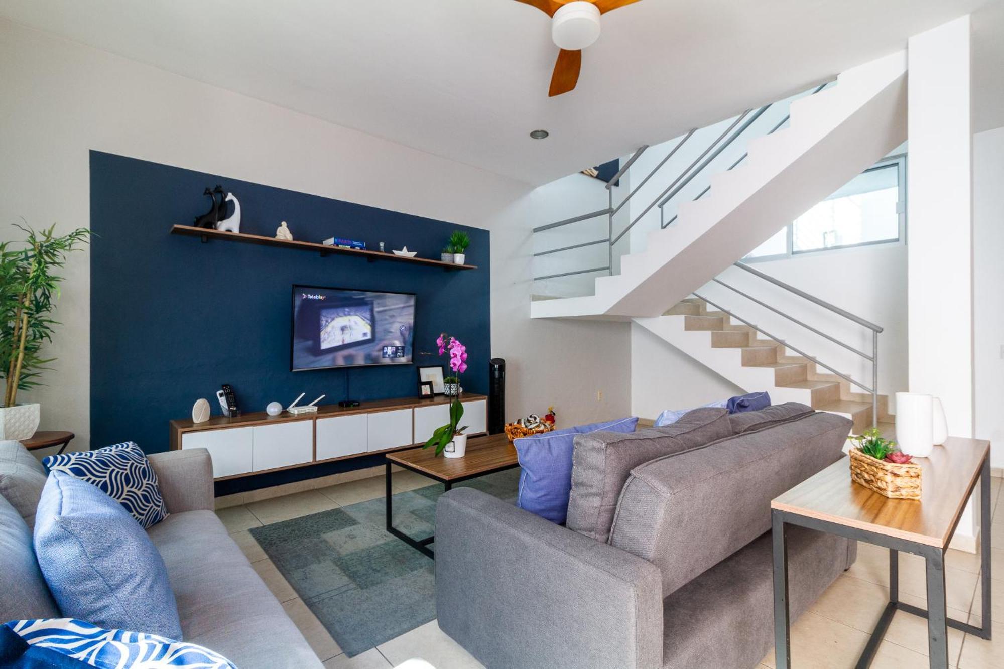 Casa Azul Turquesa Excelente Ubicacion Facturamos Villa Guadalajara Exterior photo