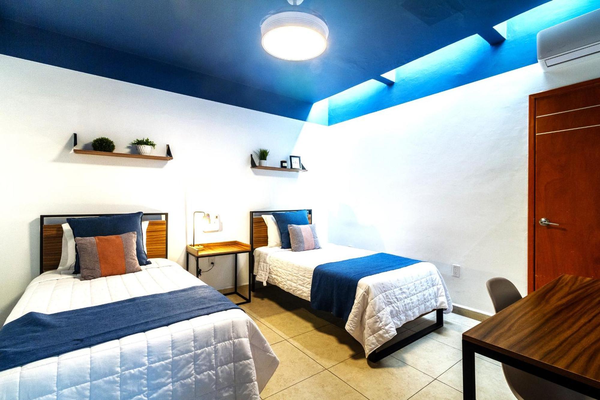 Casa Azul Turquesa Excelente Ubicacion Facturamos Villa Guadalajara Exterior photo