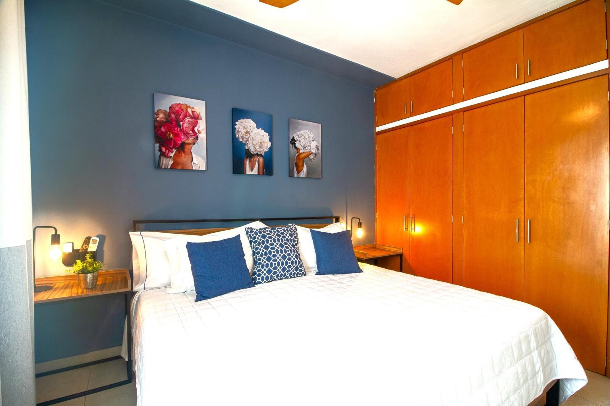 Casa Azul Turquesa Excelente Ubicacion Facturamos Villa Guadalajara Exterior photo