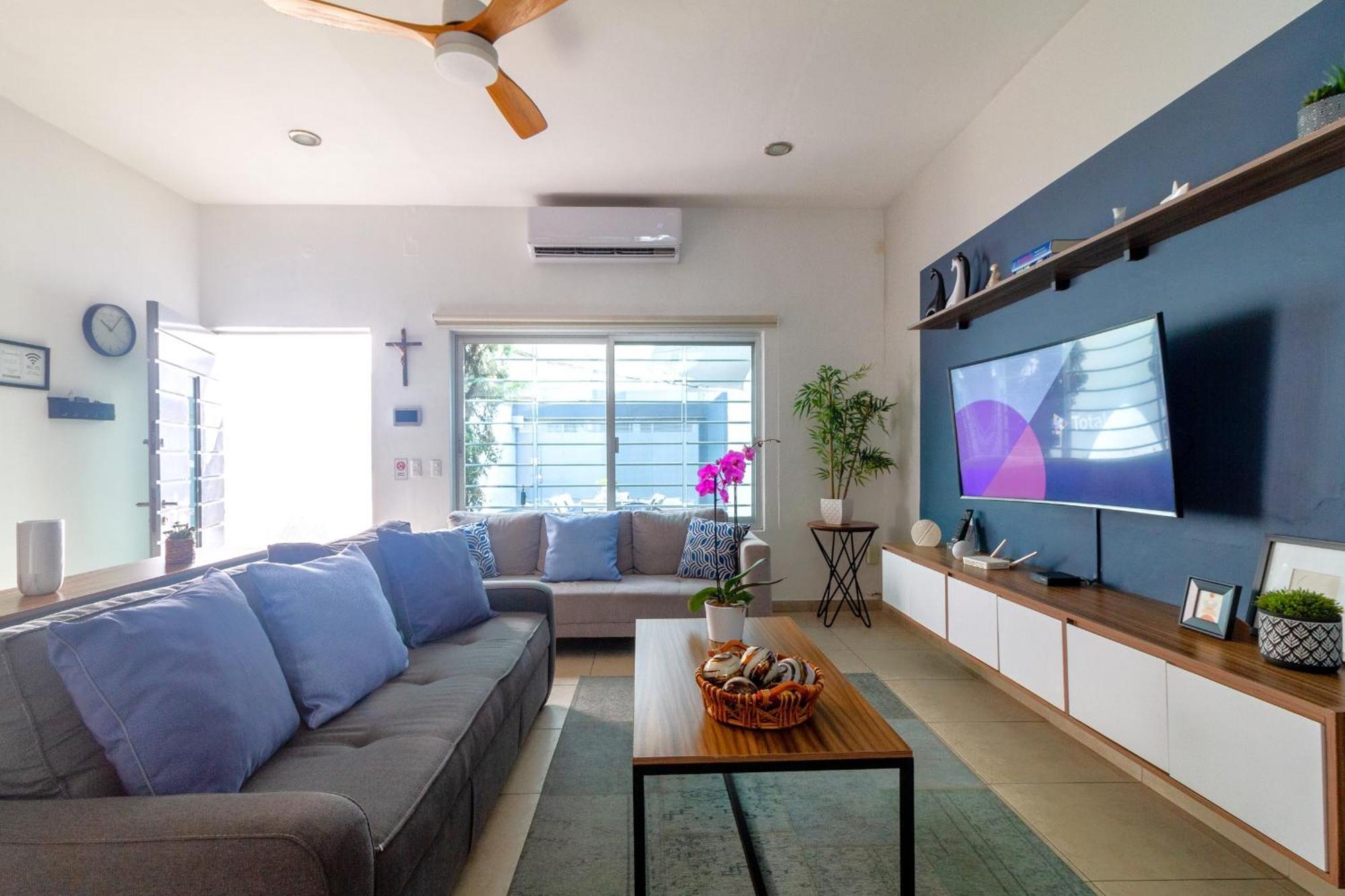Casa Azul Turquesa Excelente Ubicacion Facturamos Villa Guadalajara Exterior photo