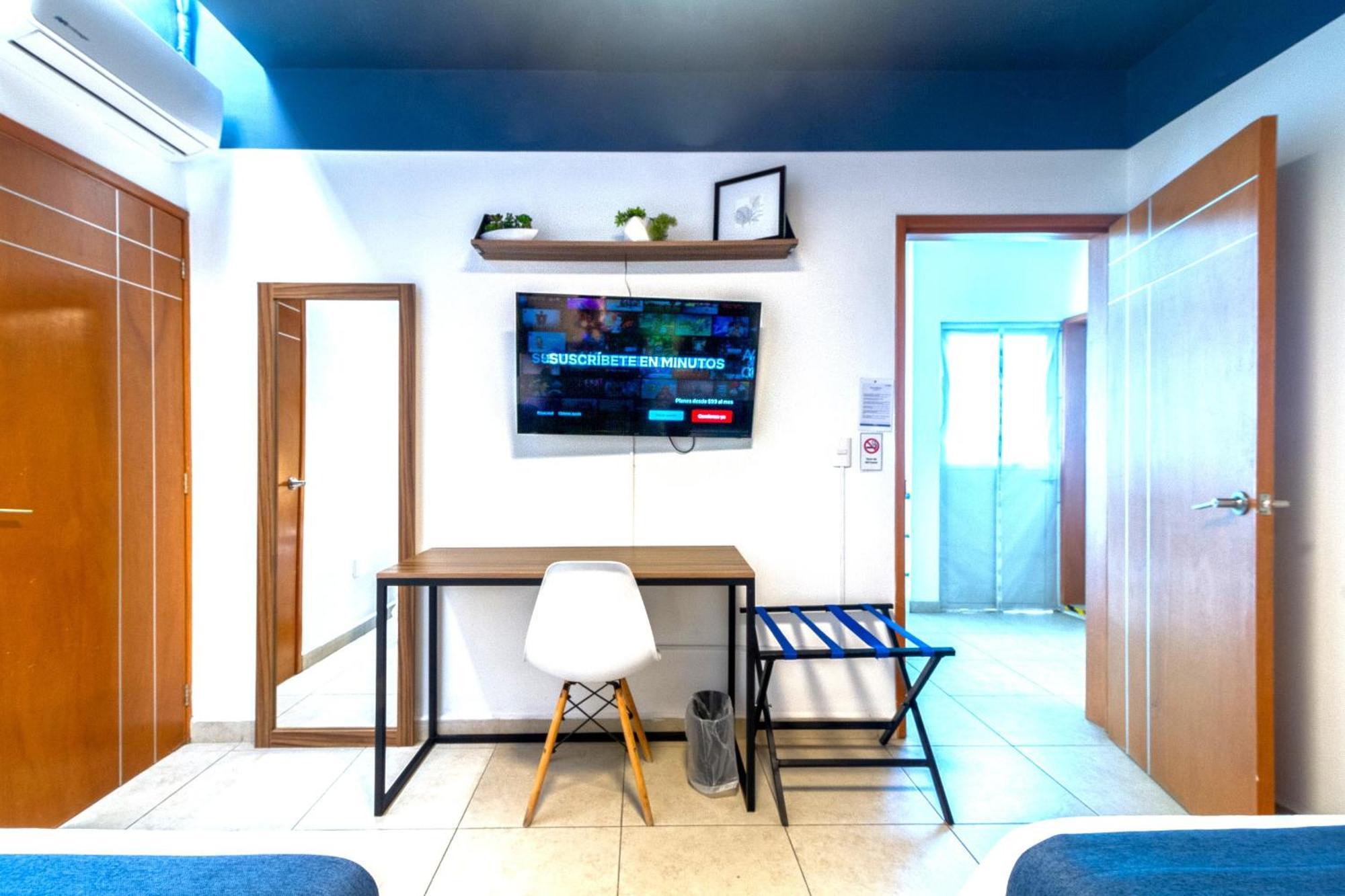 Casa Azul Turquesa Excelente Ubicacion Facturamos Villa Guadalajara Exterior photo